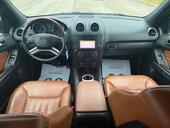 Mercedes Benz ML 300 DESIGN//T O P