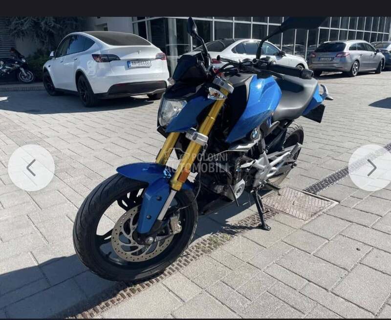 BMW G310R