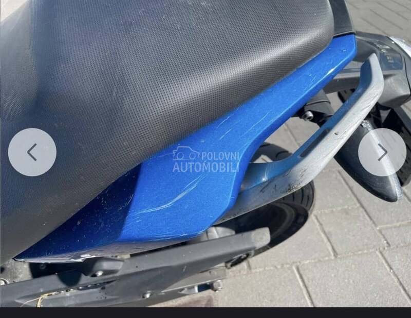 BMW G310R