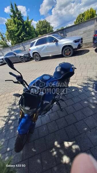 BMW G310R