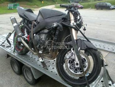 Kawasaki zxr 750 delovi