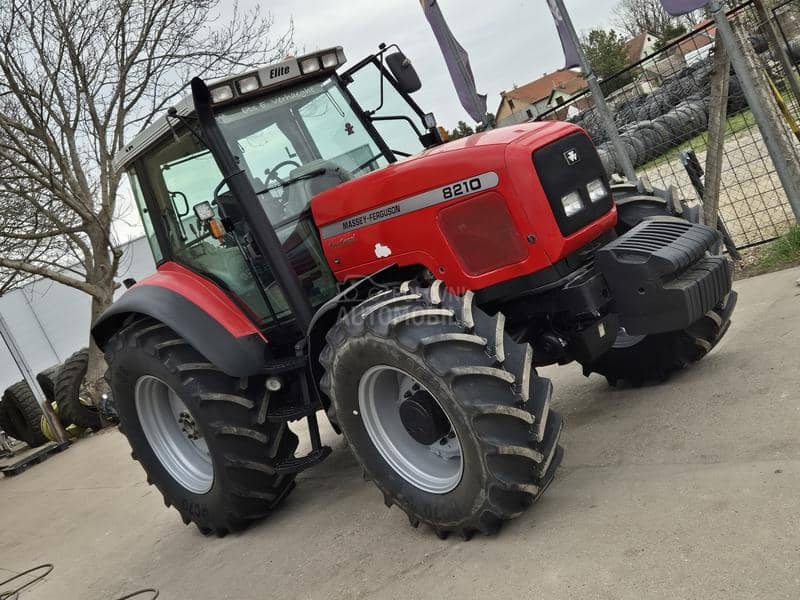 Massey Ferguson 8210