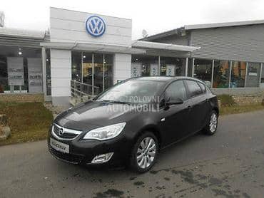 Opel Astra J - kompletan auto u delovima