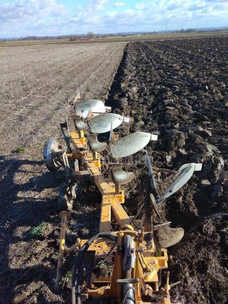 Fermec RAZNI PLUGOVI