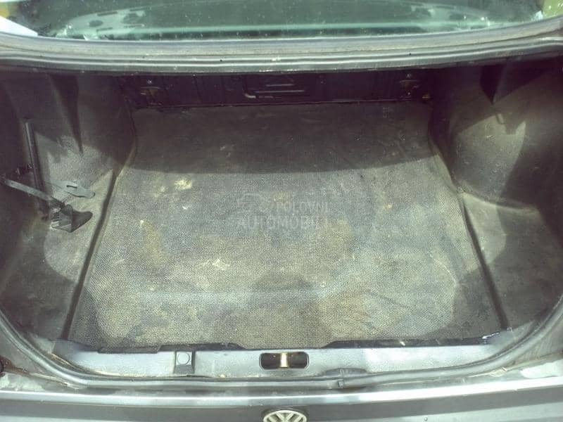 JETTA 2,DZETA U DELOVIMA,VW DELOVI