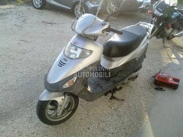 Kymco movie125 polovni delovi