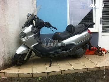 Piaggio x9 500 delovi