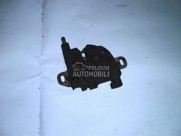 Brava haube za Ford Focus od 1998. do 2004. god.