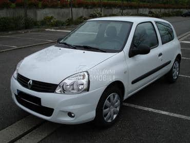 Renault Clio - kompletan auto u delovima
