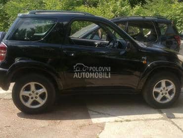 Troje vrata za Toyota RAV 4