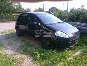 Fiat Grande Punto - kompletan auto u delovima