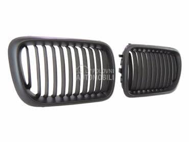 Resetka maska bubrezi e36 za BMW 315, 316, 318 ...