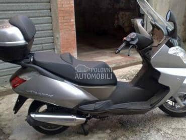 Aprilia Atlantic delovi