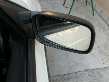 Retrovizor za Volkswagen Passat B3