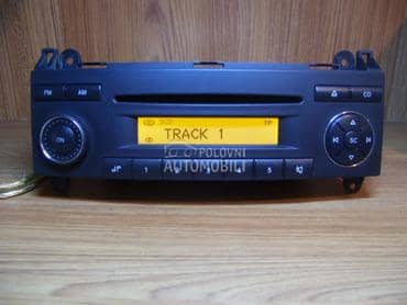Cd plejer za Mercedes Benz 