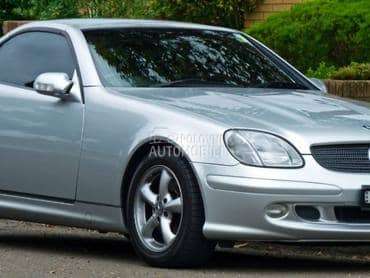 Svetlosna grupa za Mercedes Benz SLK 200, SLK 230