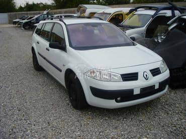 Renault Scenic -  kompletan auto u delovima