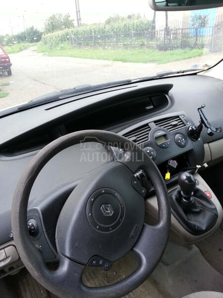 Renault Scenic -  kompletan auto u delovima