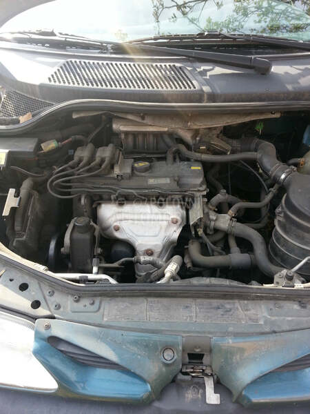 Renault Megane - kompletan auto u delovima