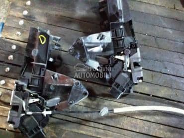 Centralne brave za Ford Focus od 2005. do 2011. god.