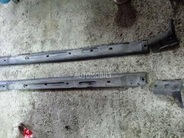 Plastike praga za Ford C-Max, Focus od 2005. do 2008. god.