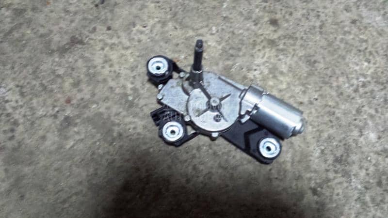 Motor brisaca