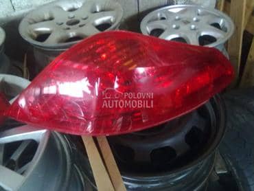 Stop svetlo za Peugeot 