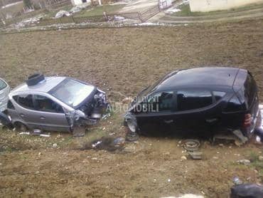 Delovi za Mercedes Benz