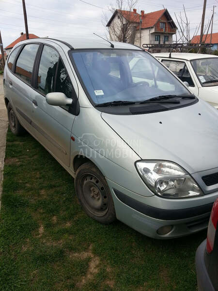Renault Scenic - kompletan auto u delovima