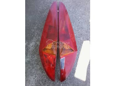 Stop svetla za Fiat Punto