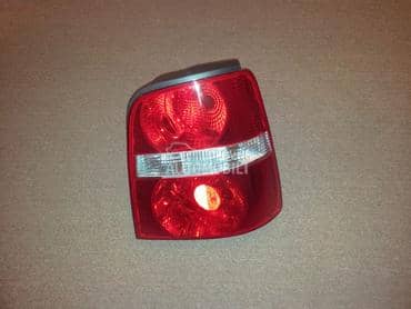 Stop svetlo desno za Volkswagen Touran od 2003. do 2006. god.