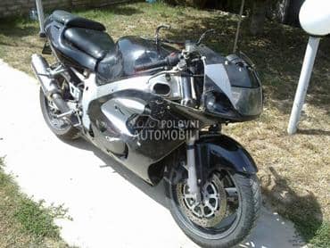 gsxr 600 750 srad