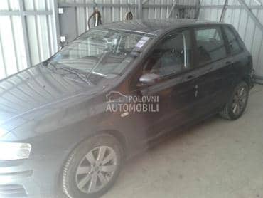 Fiat Stilo - kompletan auto u delovima