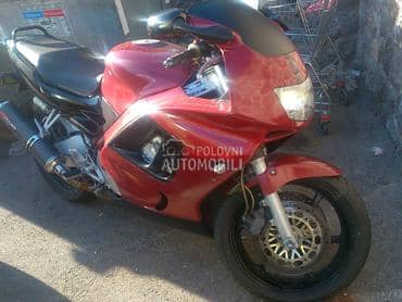 cbr 600 f3 f4 delovi