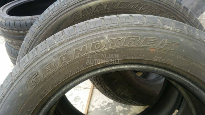 Dunlop 215/60 R17 Sve sezone
