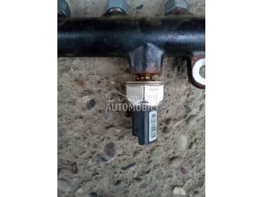 Regulator pritiska goriva za Peugeot 407