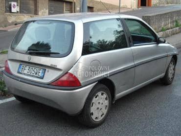 Stop svetla za Lancia Ypsilon od 1996. do 2003. god.