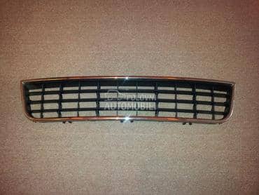 Centralna resetka za Audi A6 od 2001. do 2004. god.