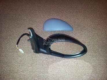 Desni retrovizor za Alfa Romeo 147