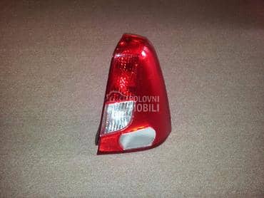 Stop svetlo desno za Dacia Logan od 2004. do 2008. god.