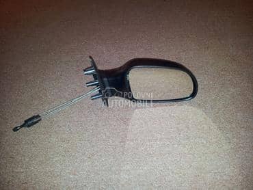 Desni retrovizor za Citroen Saxo od 1996. do 2004. god.