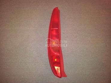 Stop svetlo levo za Fiat Punto od 1999. do 2009. god.