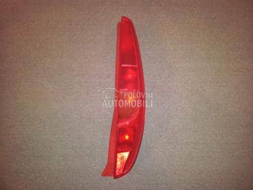 Stop svetlo desno za Fiat Punto od 1999. do 2009. god.