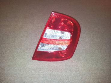 Stop svetlo desno za Škoda Fabia od 2000. do 2004. god.