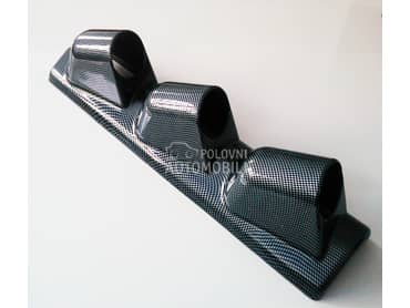 Nosac cajgera satica