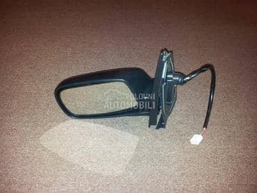 Levi retrovizor elektricni za Toyota Yaris od 1999. do 2006. god.