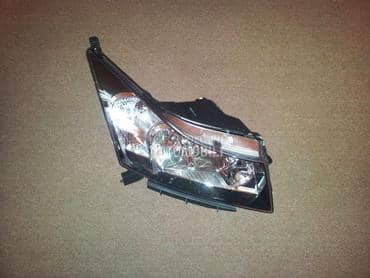 Far desni za Chevrolet Cruze od 2009. do 2013. god.