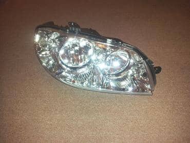 Far desni za Fiat Punto