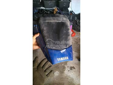 yamaha yzf r6 sediste