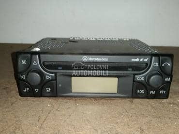 CD player za Mercedes Benz 
